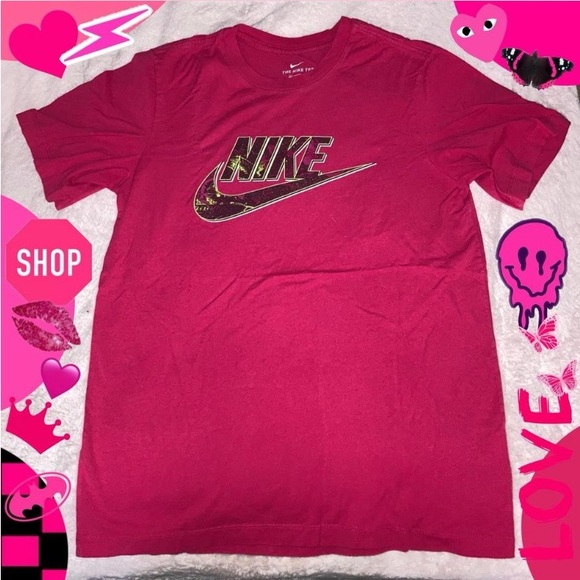 Nike Hot Pink Graphic T-Shirt - Picture 1 of 4